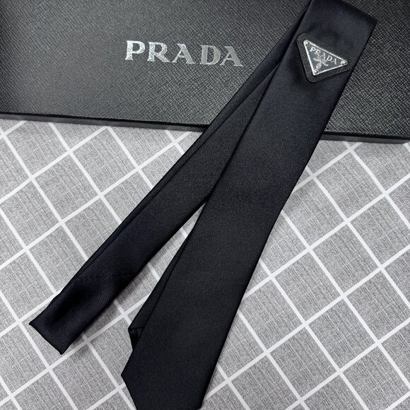 Brand new Prada black tie - comes with a gift box 🎁 (Unisex) - Picture 4 of 8